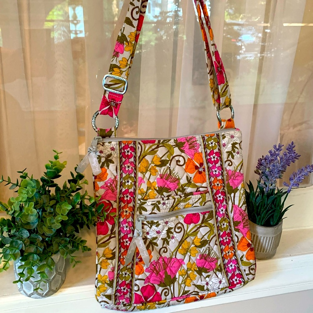 Vera Bradley,  crossbody bag, vibrant floral purse,  EUC